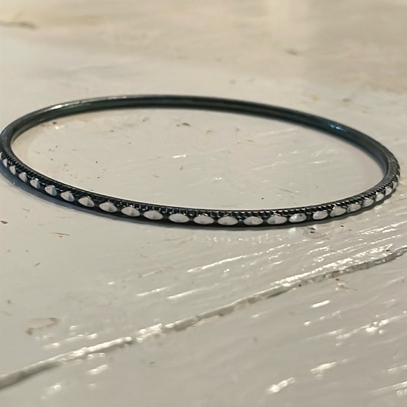 8” mixed metal silver tone w/raised embellishments stackable bangle bracelet - Picture 5 of 10